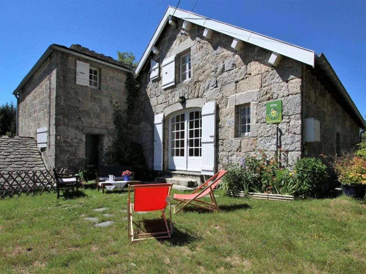 Gite Nature Au Chambon-Sur-Lignon: Terrasse, Wifi, Proche Activites Et Commerces - Fr-1-582-137 เลอฌ็องบง-ซูร์-ลีญง ภายนอก รูปภาพ