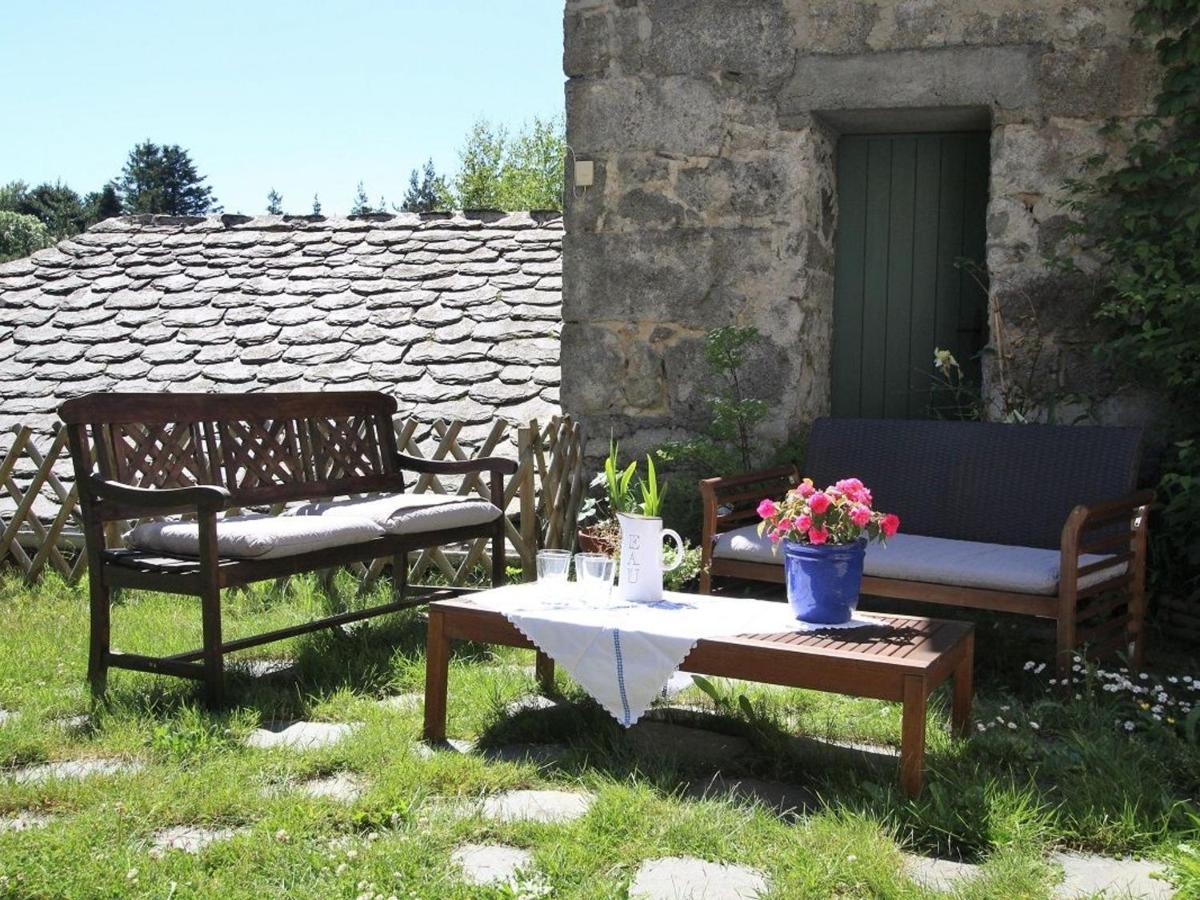 Gite Nature Au Chambon-Sur-Lignon: Terrasse, Wifi, Proche Activites Et Commerces - Fr-1-582-137 เลอฌ็องบง-ซูร์-ลีญง ภายนอก รูปภาพ